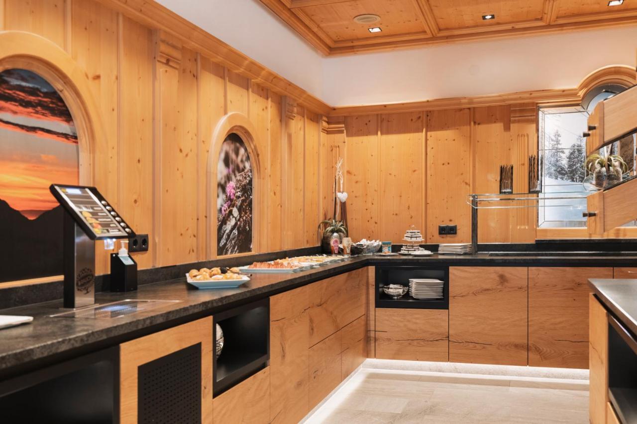 Alp Larain Bed & Breakfast